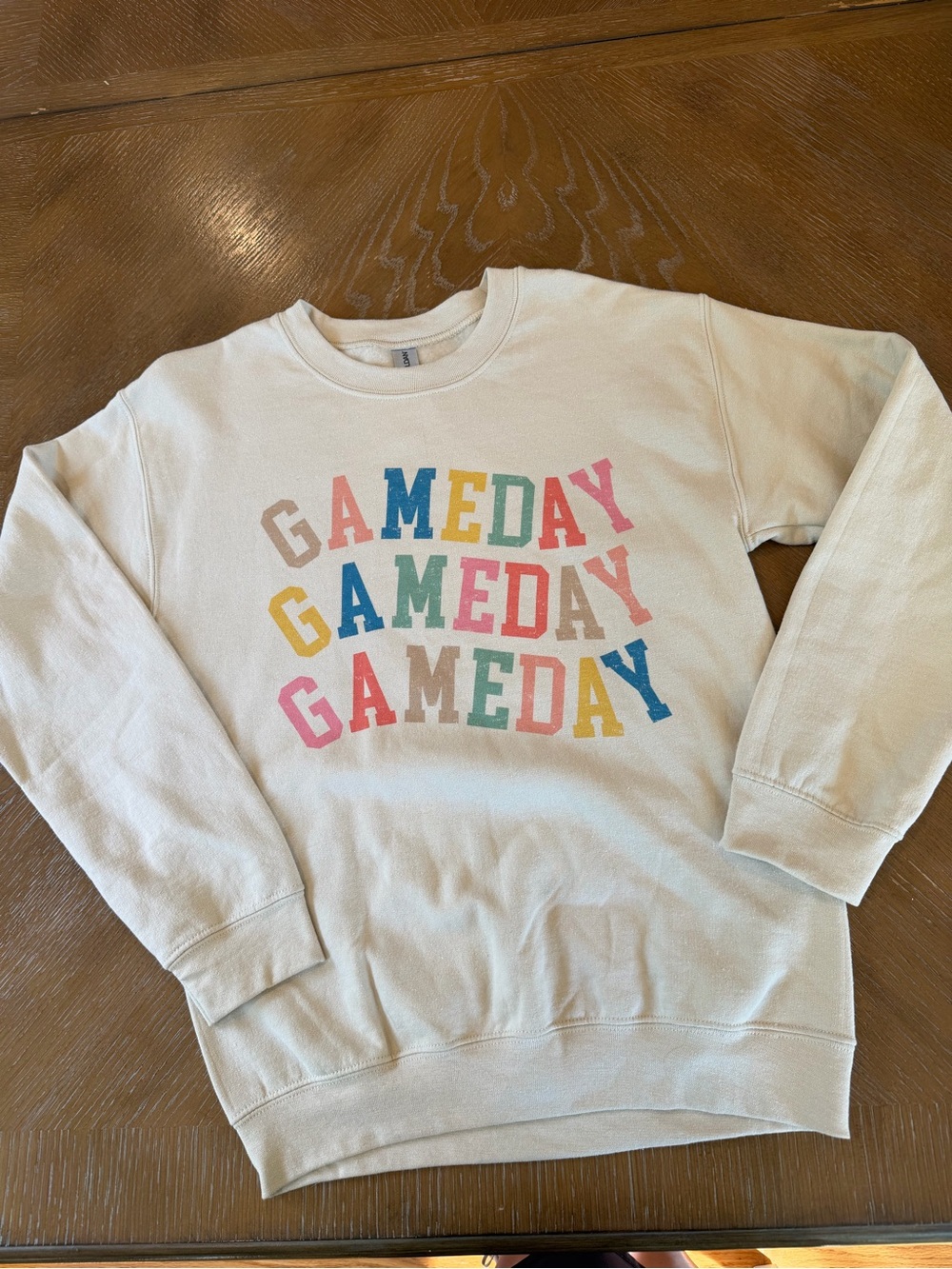 Cream Sweatshirt with Multicolor "GAMEDAY" Print